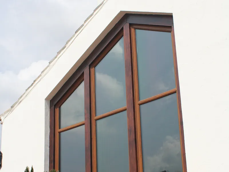 Bow Windows — Gallery Elephant & Castle