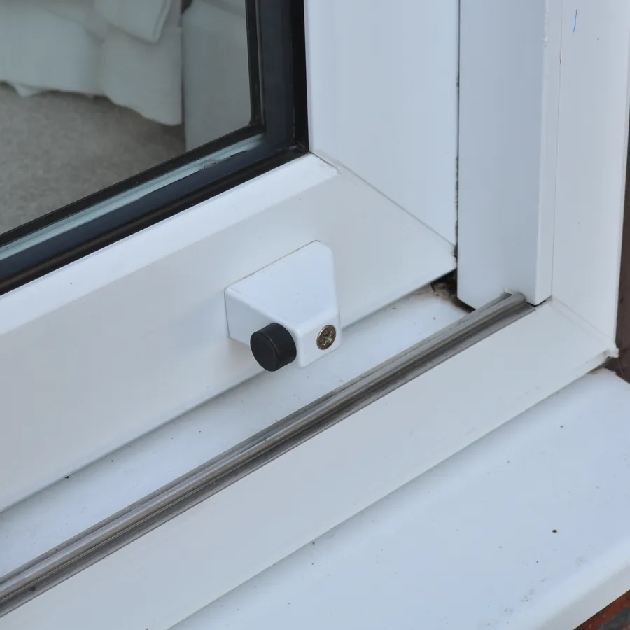 Sliding Windows — Product Elephant & Castle
